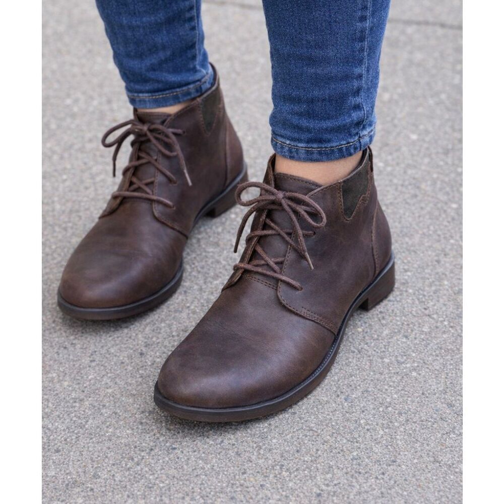 Merrell Veranda brown leather ankle booties lace-up rubber soles, and a low heel